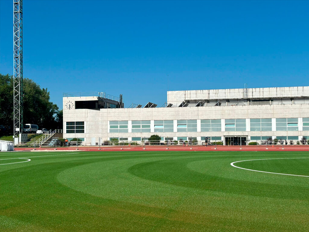 Nuevo campo de fútbol en el Centro de Alto Rendimiento del Consejo Superior de Deportes en Madrid Image